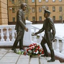 На Петровке, 38 открыли памятник Жеглову и Шарапову