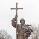 Памятник князю Владимиру открыли на Боровицкой площади